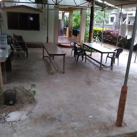 Sai Prasad Guest House Murūd Esterno foto