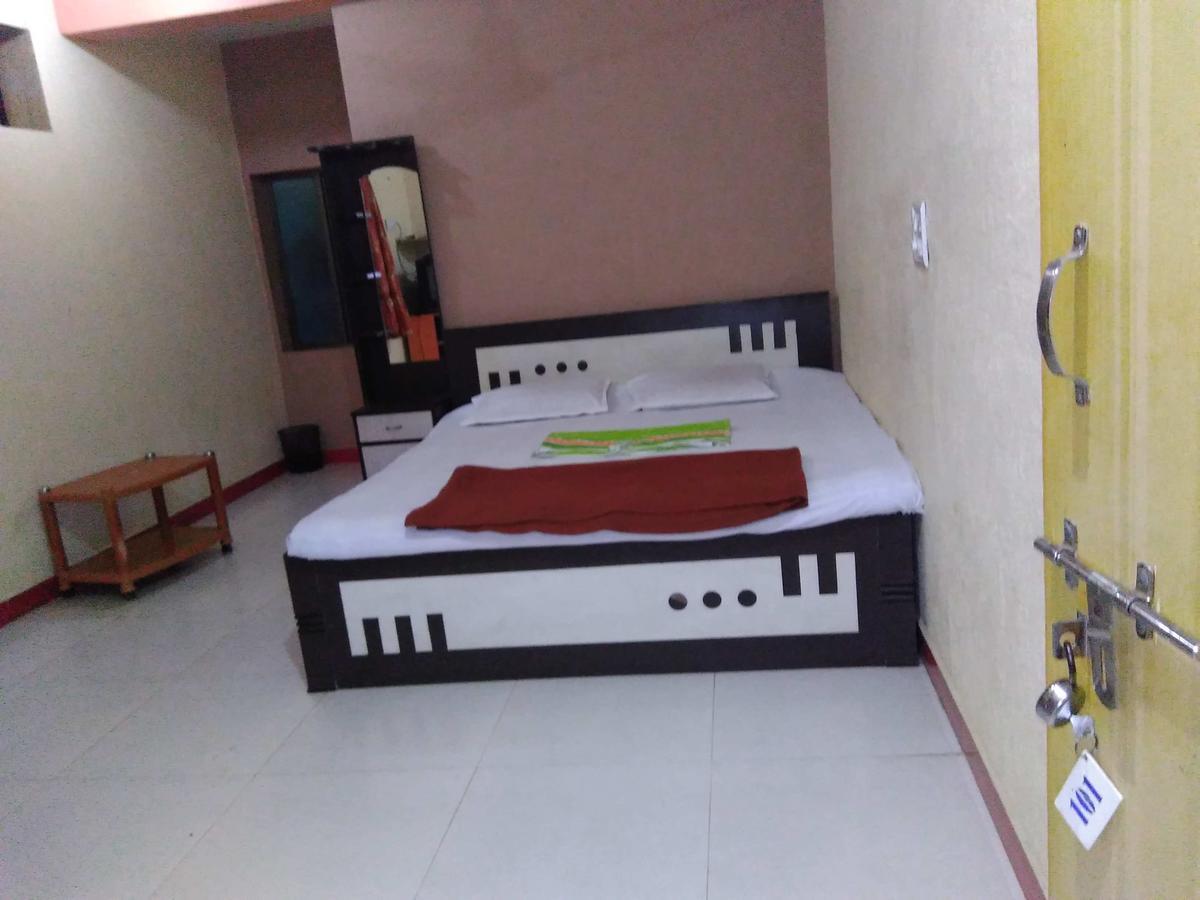 Sai Prasad Guest House Murūd Camera foto